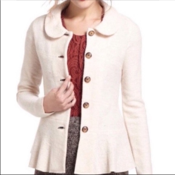 Anthropologie Sweaters - Anthropologie Guinevere Cream Color Swing Sweater